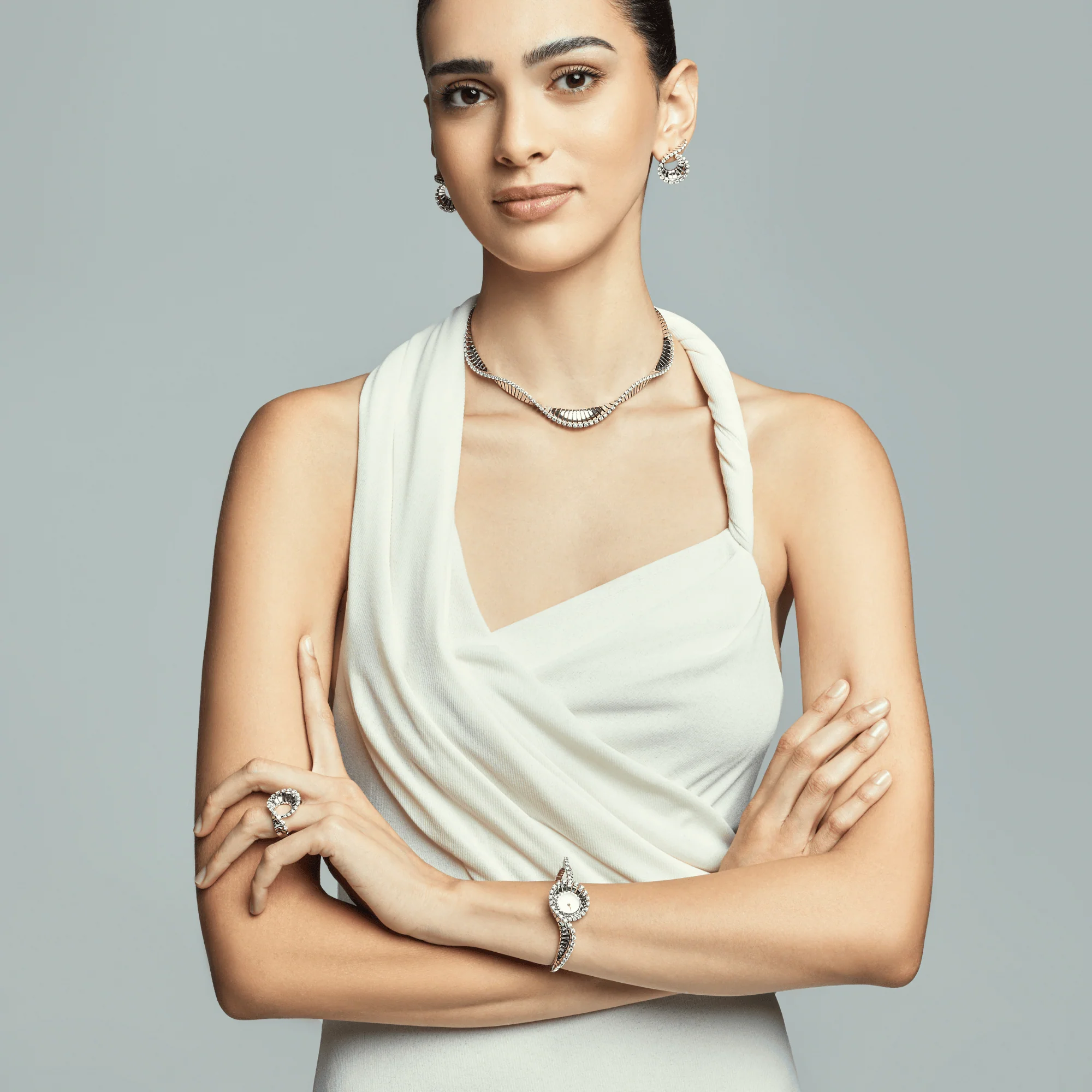 VITO CURLY WHITE GOLD EARRINGS - Image 4